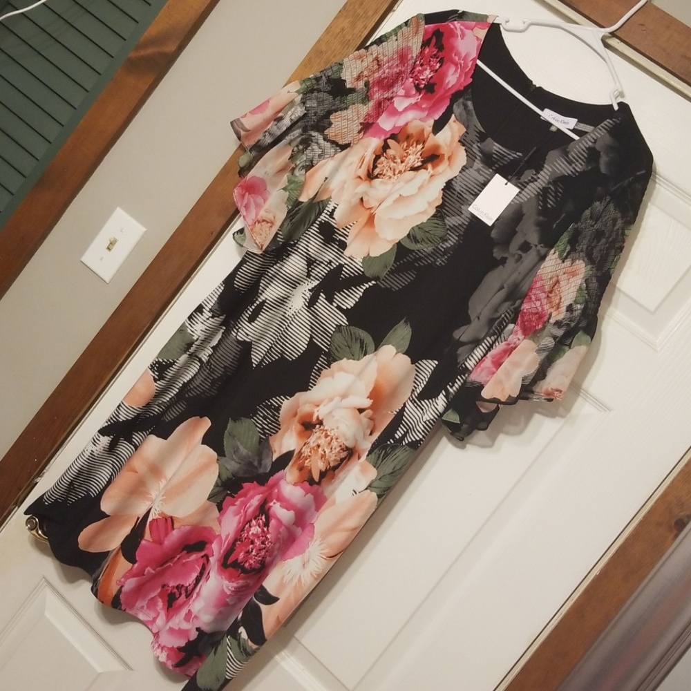 Black and pink and peach flowers